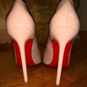 Christian Louboutin So Kate size 40